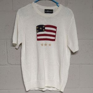 Sag Harbor White Sweater with Flag Design, Medium, Americana, Vintage